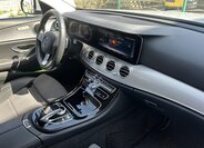 Mercedes-Benz Třídy E Sedan / Limuzína 3,0 l 190 kw