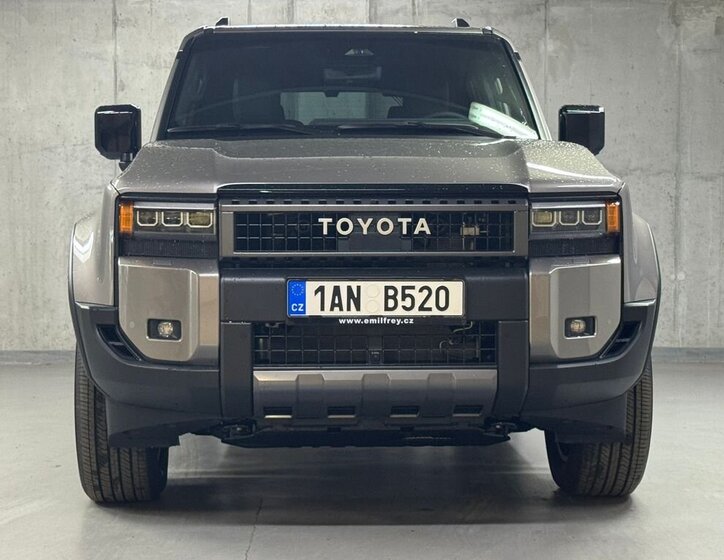 Toyota Land Cruiser SUV / Terénní 2,8 l 150 kw