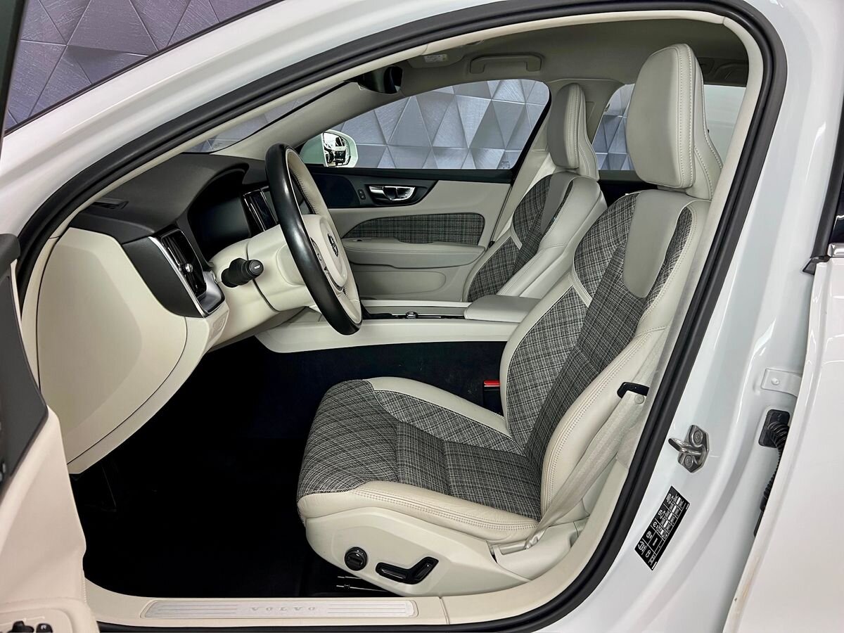 Volvo V60 Kombi 2,0 l 110 kw