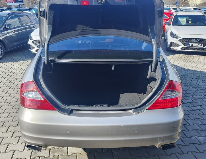 Mercedes-Benz CLS Sedan 3,0 l 165 kw