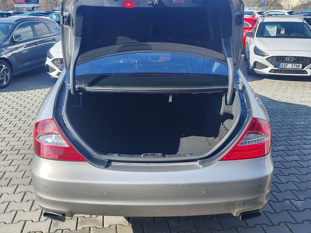 Mercedes-Benz CLS Sedan 3,0 l 165 kw