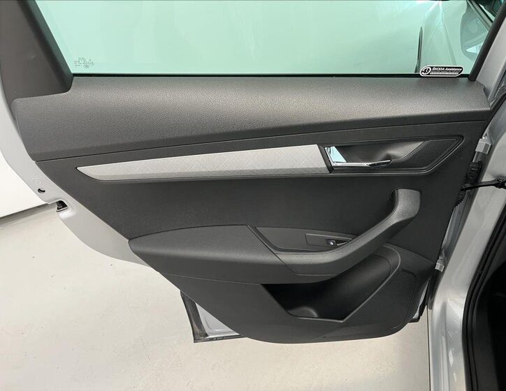 Škoda Karoq SUV / Terénní 1,5 l 110 kw