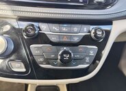 Chrysler Pacifica MPV 3,6 l 214 kw