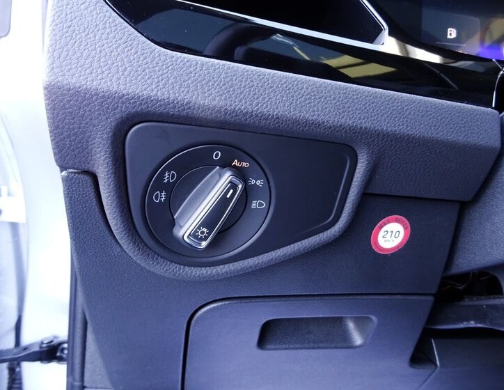 Volkswagen Touran MPV 2,0 l 110 kw