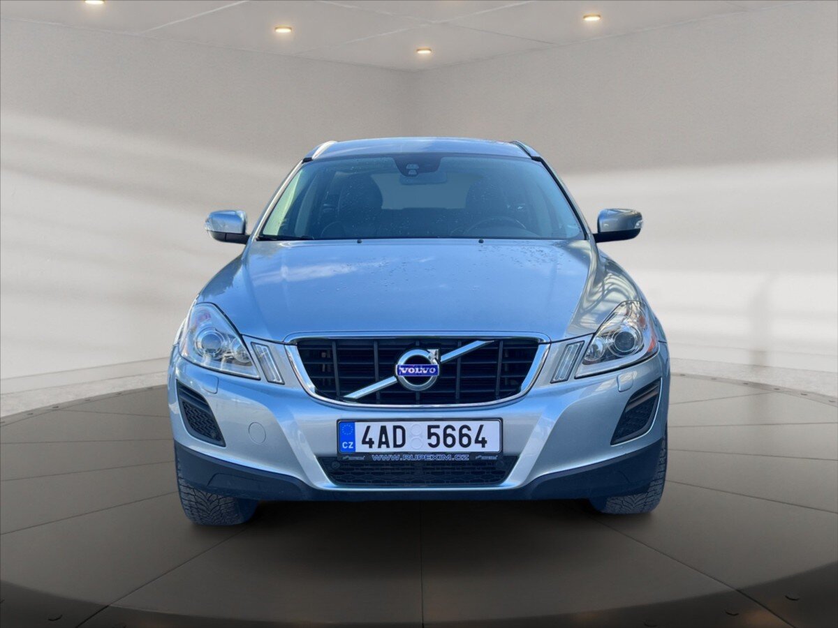Volvo XC60 SUV / Terénní 2,4 l 158 kw