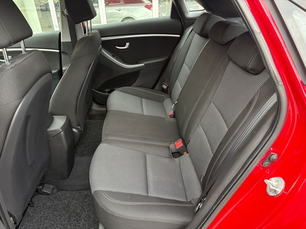 Hyundai i30 Hatchback 1,4 l 73 kw