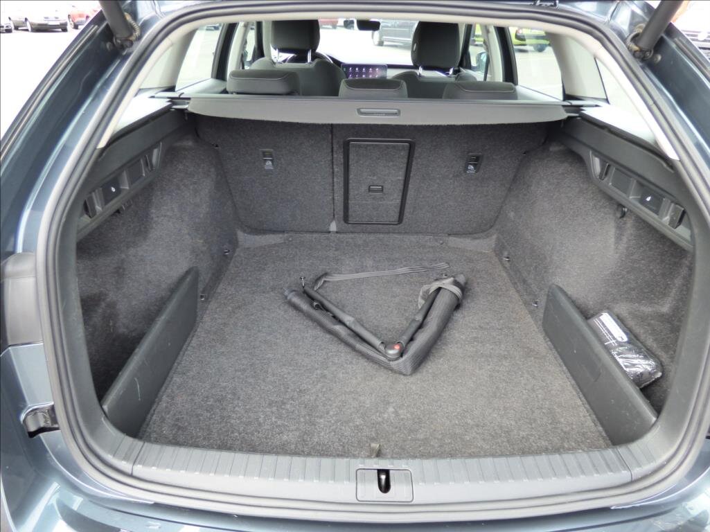 Škoda Octavia Kombi 2,0 l 85 kw