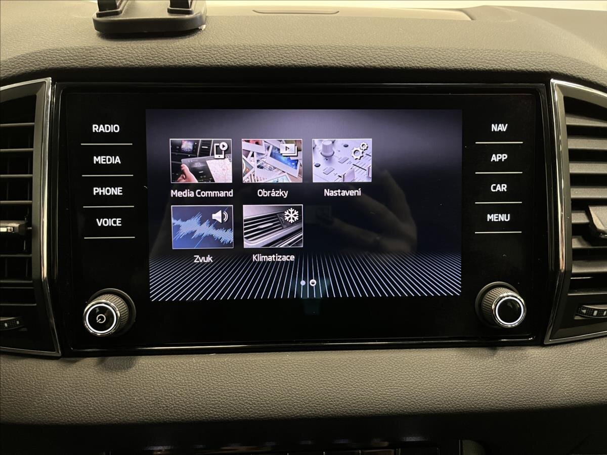 Škoda Karoq SUV 1,5 l 110 kw