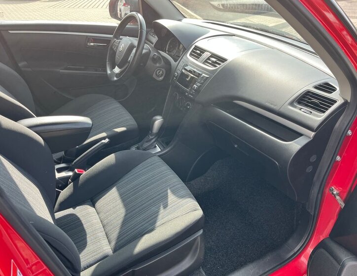 Suzuki Swift Hatchback 1,2 l 69 kw
