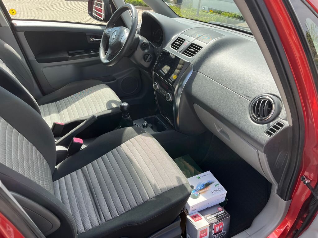 Suzuki SX4 SUV / Terénní 1,6 l 88 kw