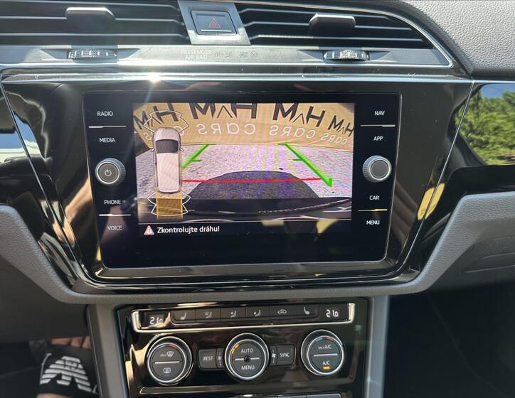 Volkswagen Touran 26