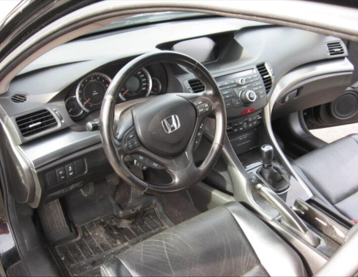 Honda Accord Kombi 2,4 l 148 kw