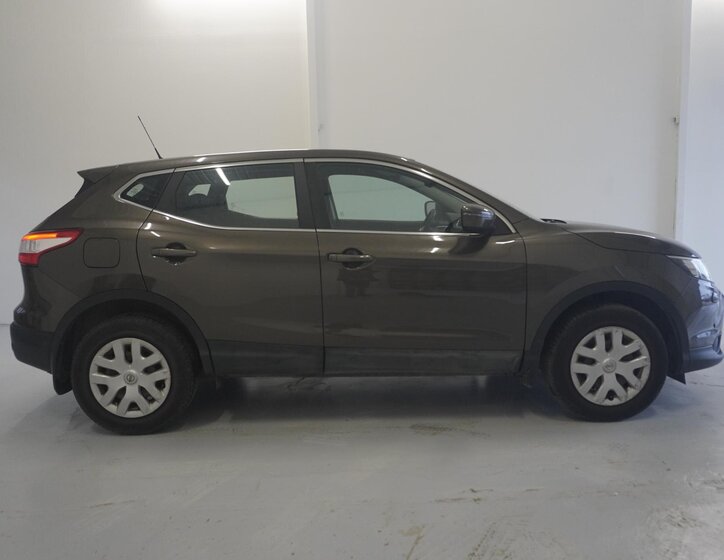 Nissan Qashqai SUV 1,2 l 85 kw