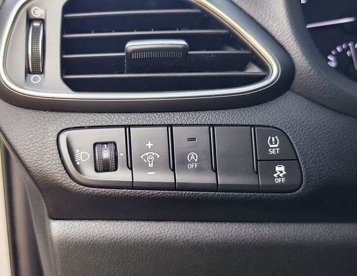 Hyundai i30 Hatchback 1,5 l 81 kw