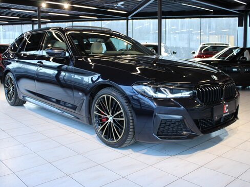 BMW Řada 5 Kombi 3,0 l 210 kw