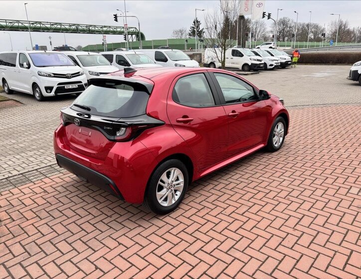 Toyota Yaris Hatchback 1,5 l 68 kw