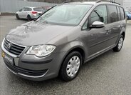 Volkswagen Touran 13