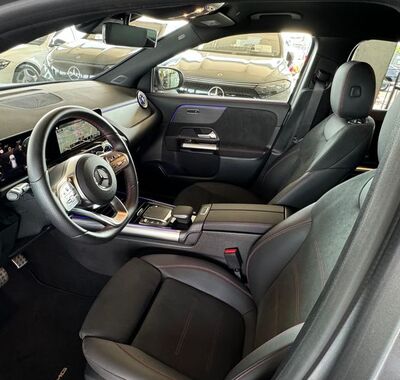 Mercedes-Benz GLA 10