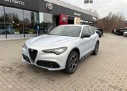 Alfa Romeo Stelvio 3
