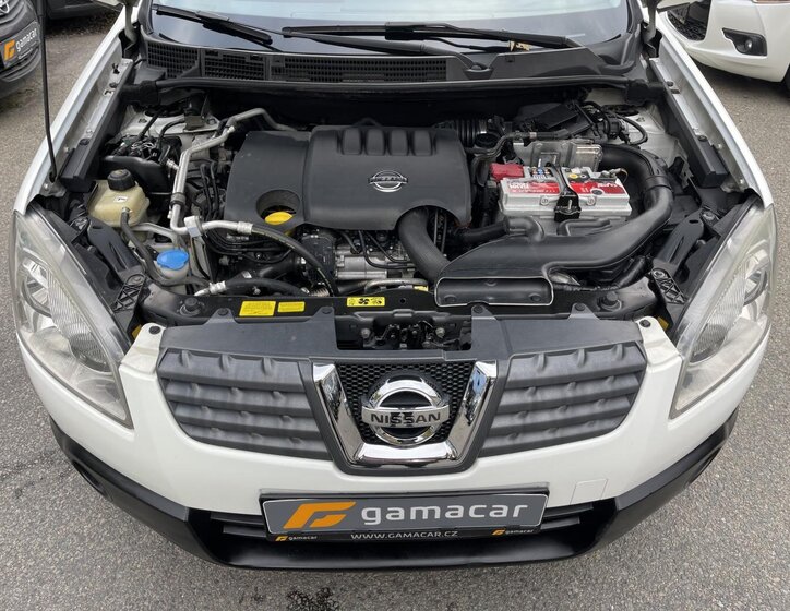 Nissan Qashqai SUV / Terénní 2,0 l 110 kw