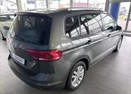 Volkswagen Touran 6