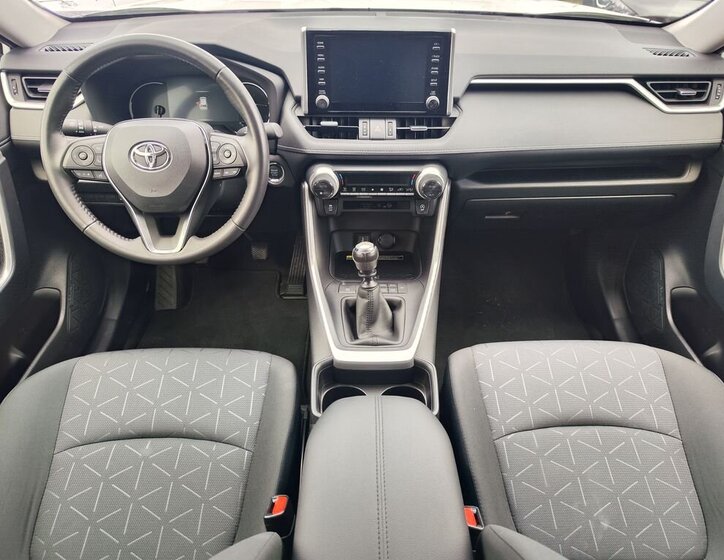 Toyota RAV4 SUV / Terénní 2,0 l 129 kw