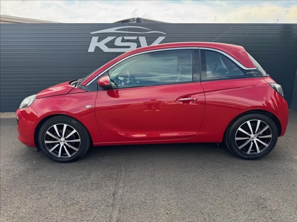 Opel Adam Hatchback 1,4 l 64 kw