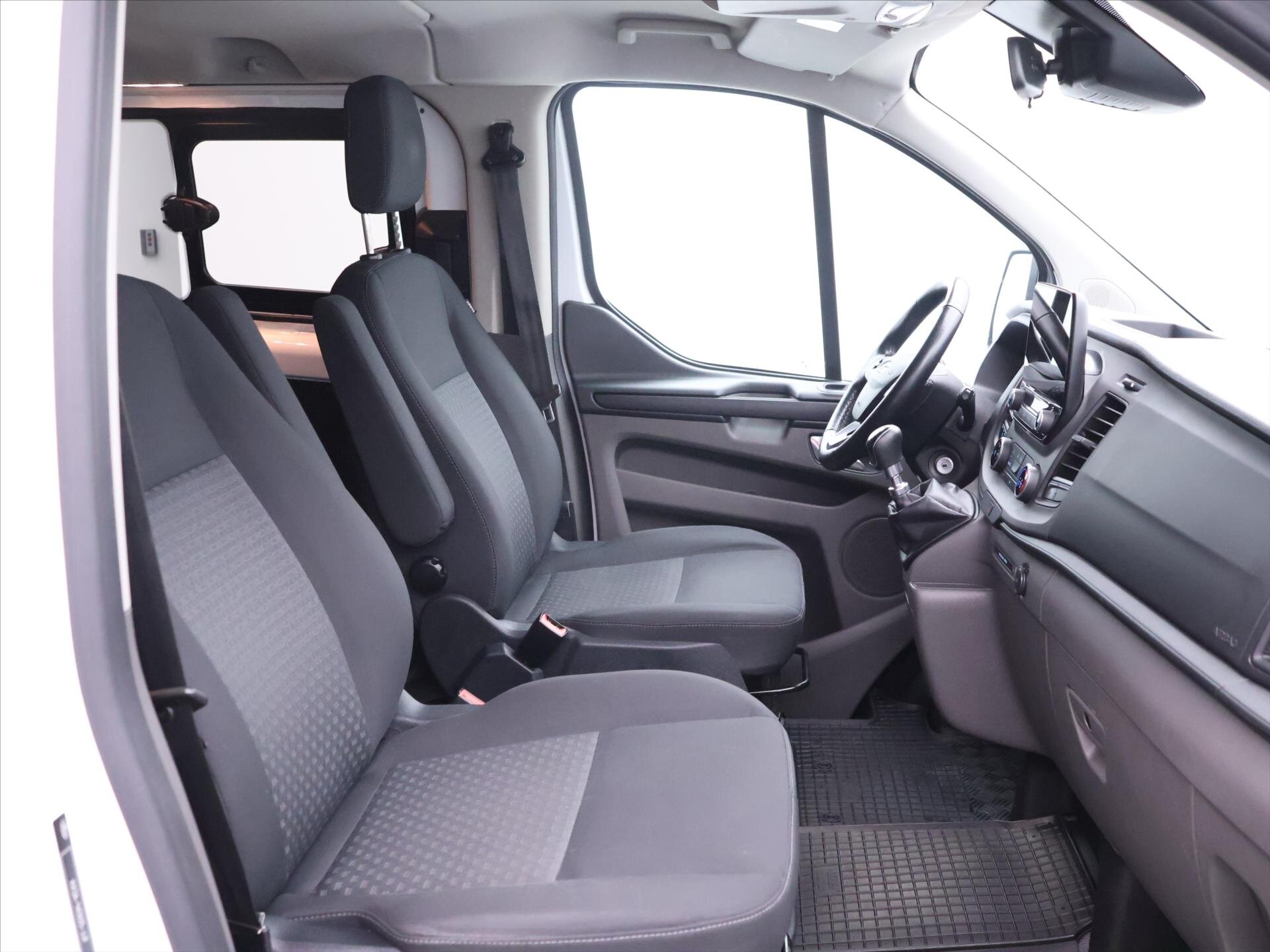 Ford Transit Custom Kombi 2,0 l 96 kw