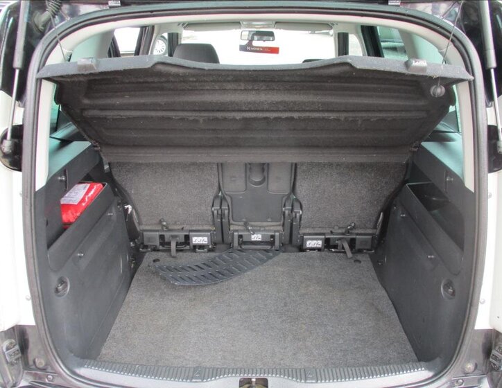 Škoda Roomster Kombi 1,2 l 51 kw