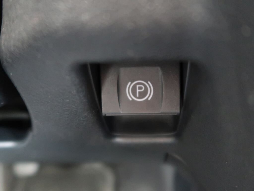 Toyota Avensis Kombi 2,0 l 105 kw