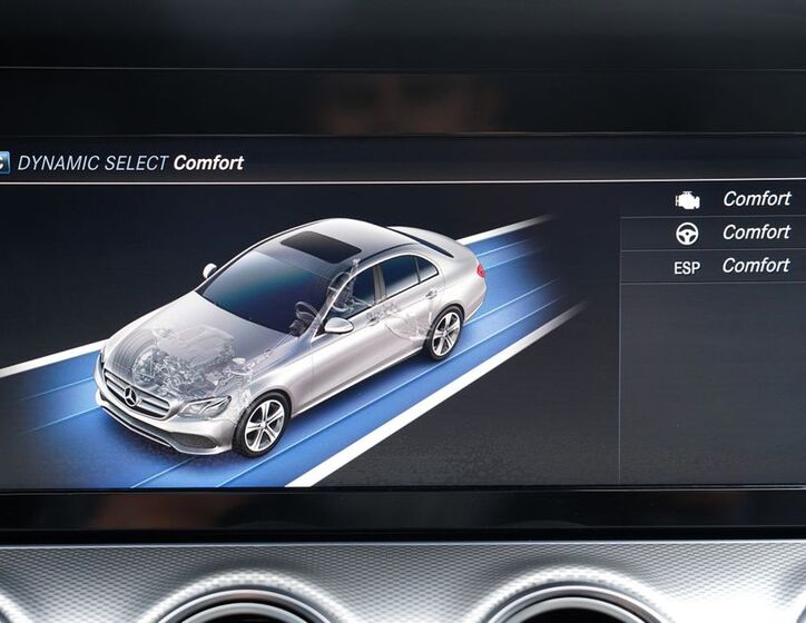 Mercedes-Benz Třídy E 40