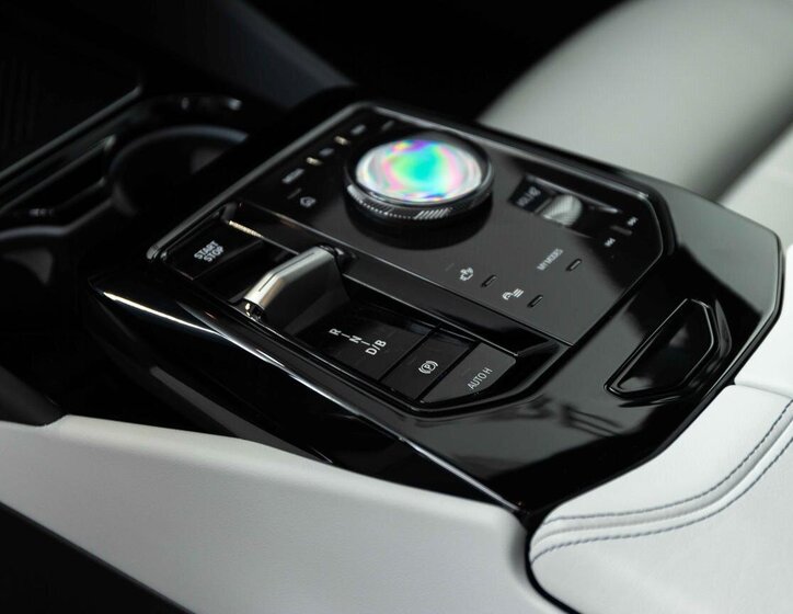 BMW i5 Sedan / Limuzína 0,0 250 kw