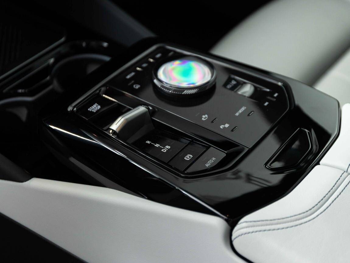 BMW i5 Sedan / Limuzína 0,0 250 kw