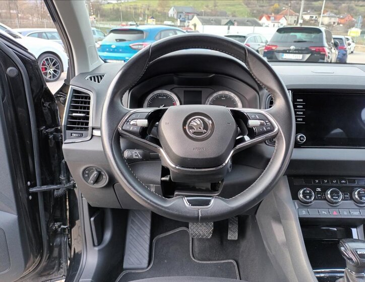 Škoda Karoq SUV / Terénní 1,5 l 110 kw