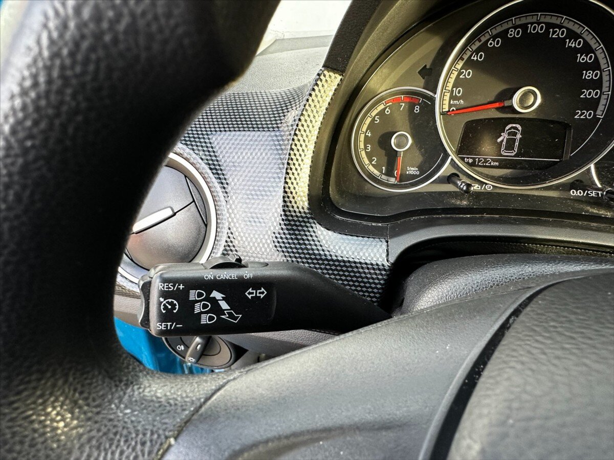 Volkswagen up! Hatchback 999,0 50 kw