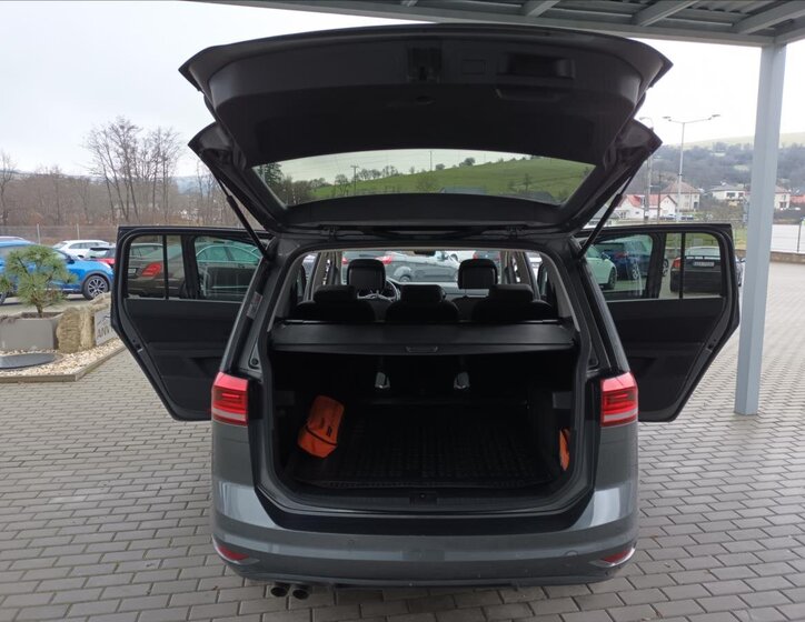Volkswagen Touran MPV 2,0 l 110 kw