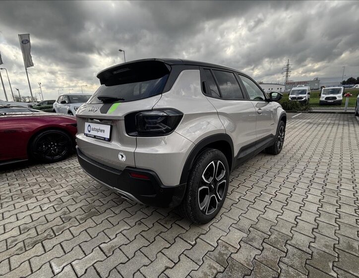 Jeep Avenger SUV / Terénní 1,2 l 74 kw