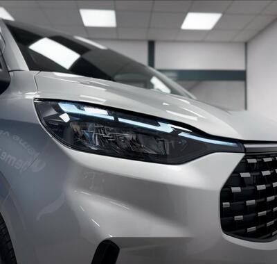 Ford Tourneo Custom 20