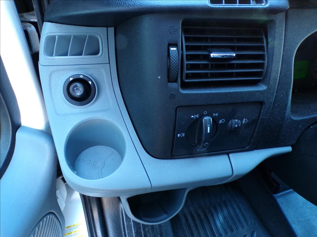 Ford Transit Skříň 2,2 l 92 kw