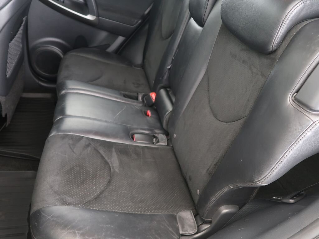 Toyota RAV4 SUV / Terénní 2,0 l 116 kw