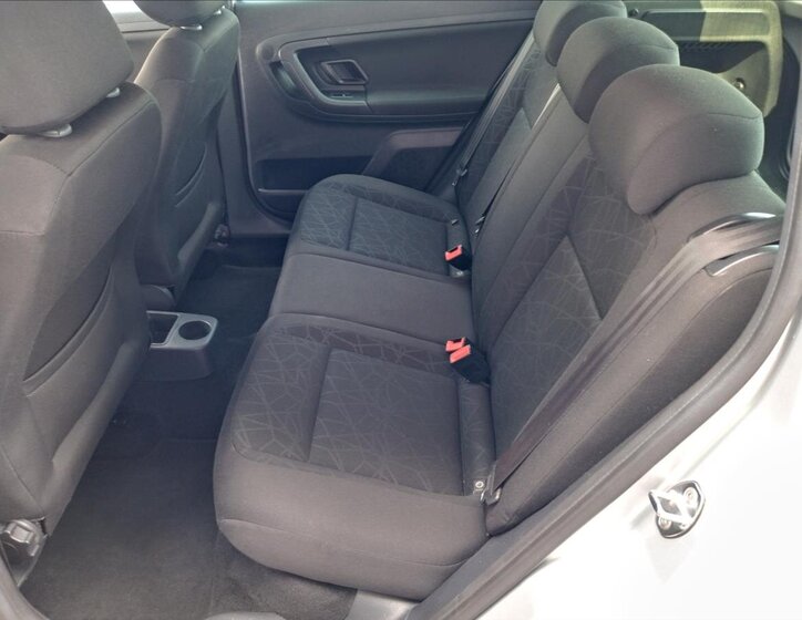 Škoda Fabia Hatchback 1,2 l 51 kw