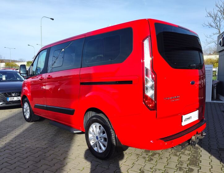 Ford Tourneo Custom 7