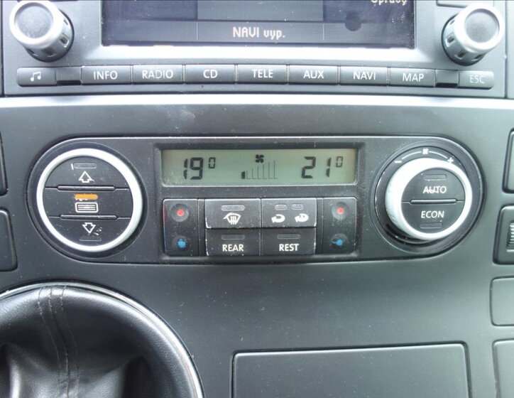 Volkswagen Multivan Kombi 2,5 l 128 kw