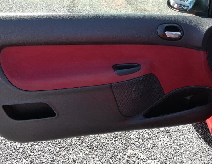 Peugeot 206 Hatchback 1,4 l 50 kw