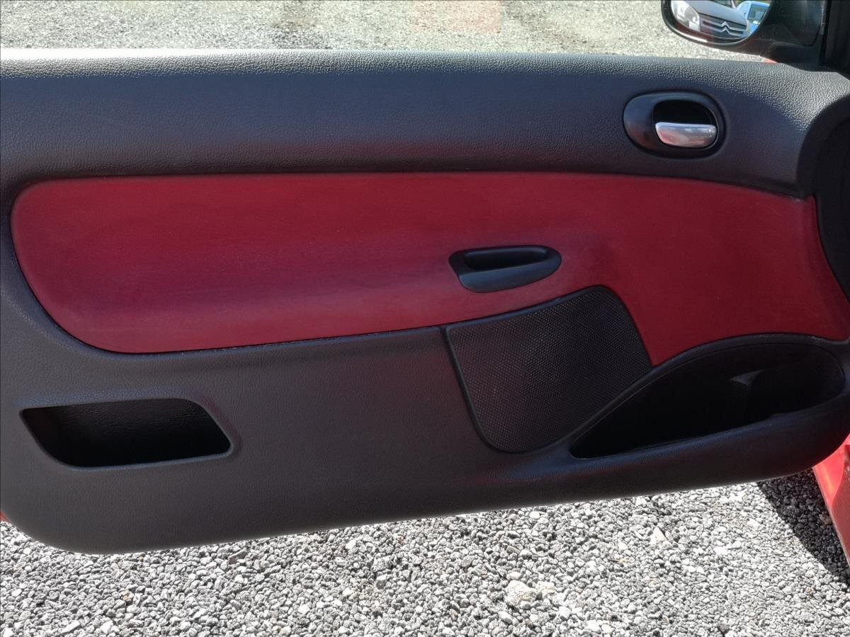 Peugeot 206 Hatchback 1,4 l 50 kw