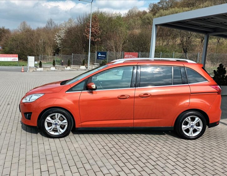 Ford Grand C-MAX MPV 2,0 l 103 kw