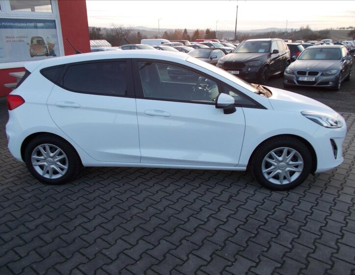 Ford Fiesta 10
