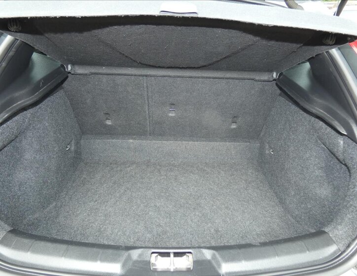 Volvo V40 Hatchback 2,0 l 88 kw