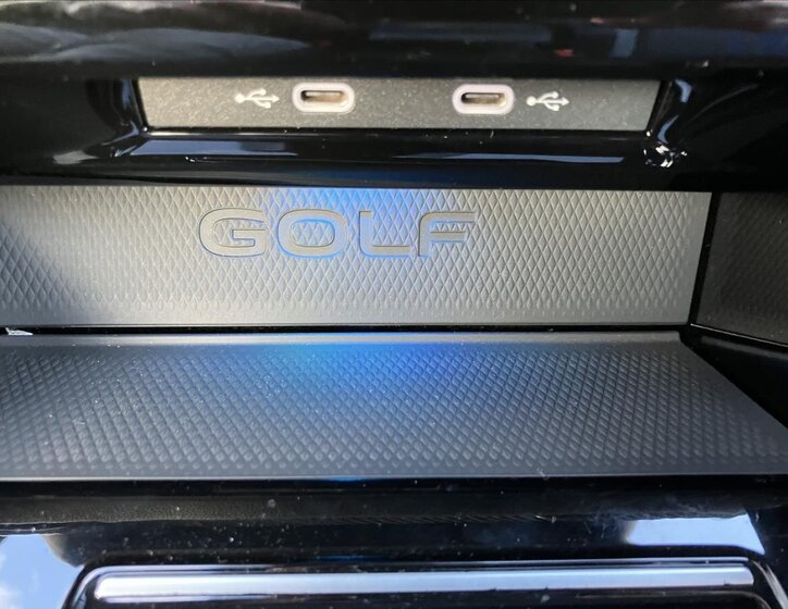 Volkswagen Golf Hatchback 2,0 l 245 kw