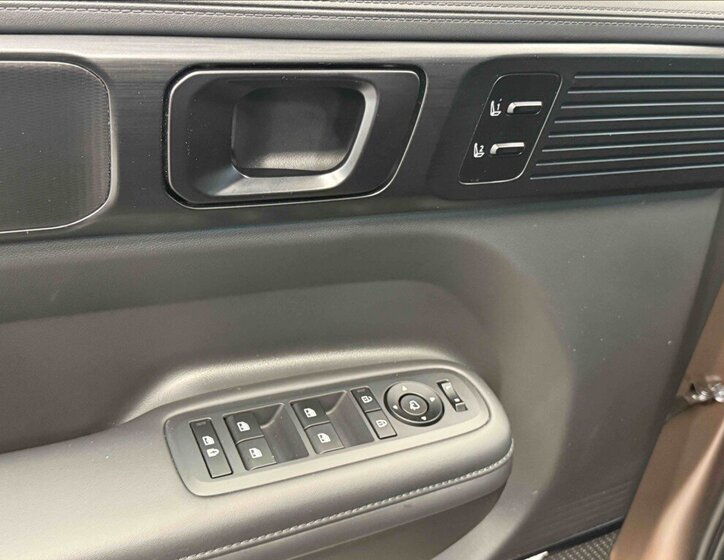 Hyundai Santa Fe SUV 1,6 l 117 kw